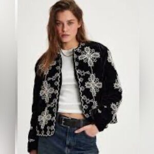 😍 Stunning Free People Mia Velvet Padded, Embroidered Jacket. NWT. Medium.